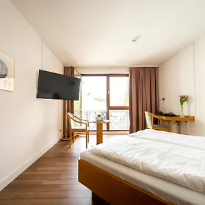 stadthotel-weinsberg.stuttgart-hotel.com/