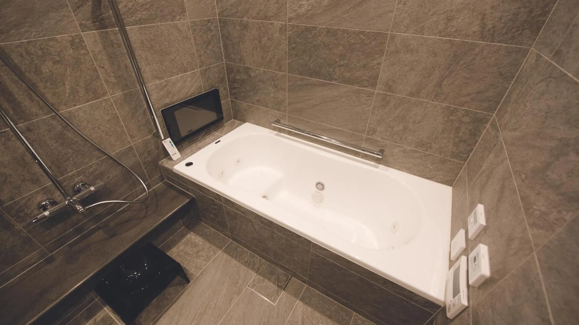 Апартаменты Hotel Mastay Jingumichi Киото